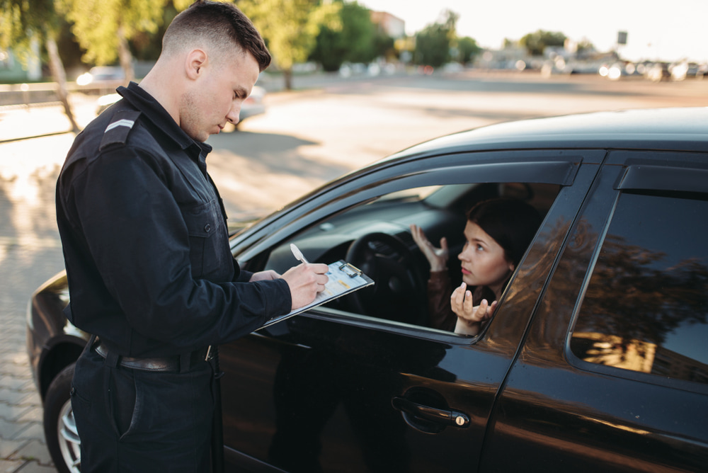 How to Avoid Police Stop Scams and “Mordida”
